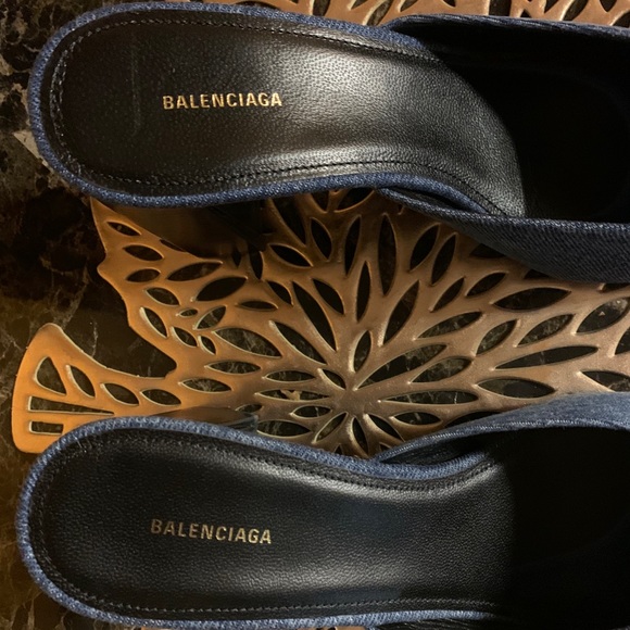 Balenciaga Denim Mules - Picture 2 of 4